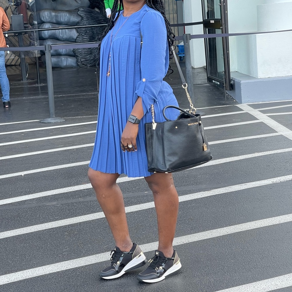 Blue mini dress. Comes with the necklace.